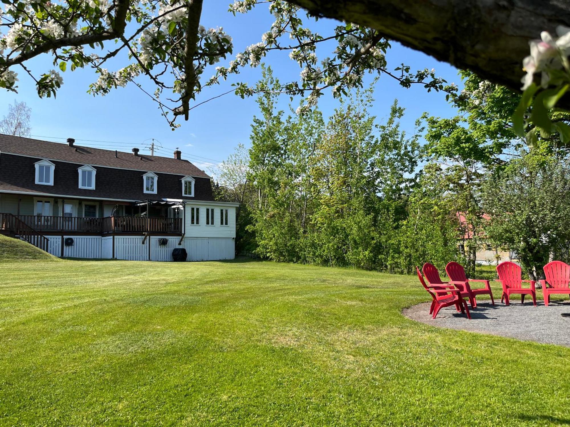 Petite Plaisance Appartements La Malbaie Kültér fotó